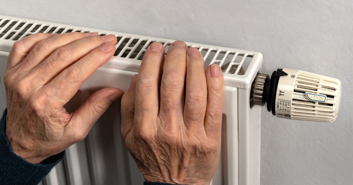 How To Keep Elderly Warm Top 5 Methods